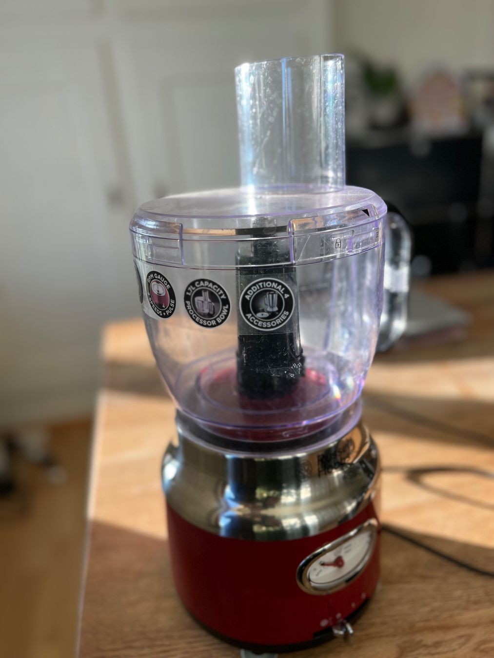 Elettrodomestici da cucina: Russel Hobbs Food Processor – Usato da Meikirch venduto da sve_6cbb 4