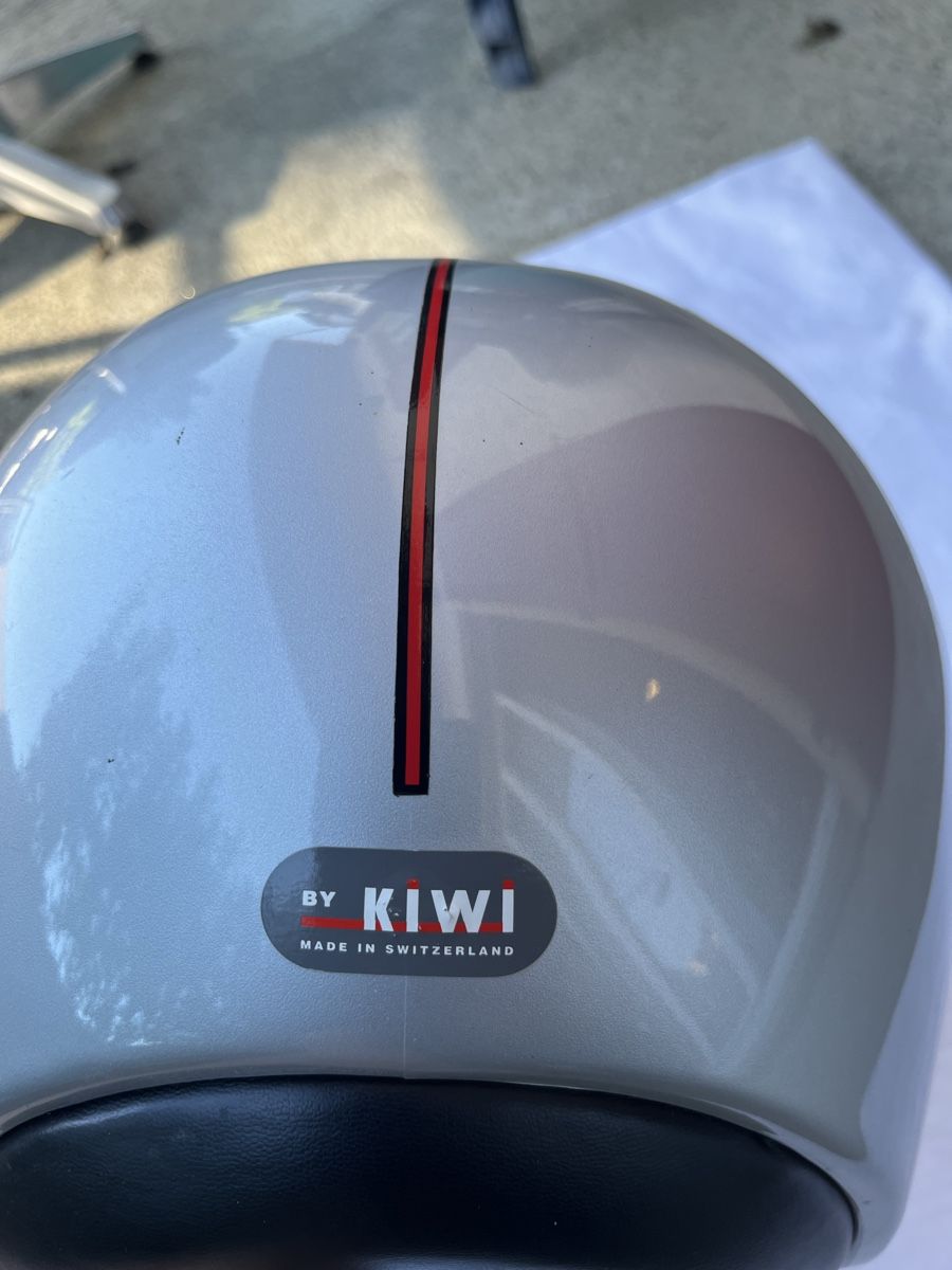 Caschi & visiere: Helm Kiwi mit Klappvisier. Neue alte Lagerware. – Nuovo (secondo la descrizione) da bretzwil venduto da nightflasher 7