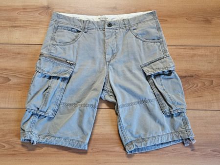 Kurze Hosen