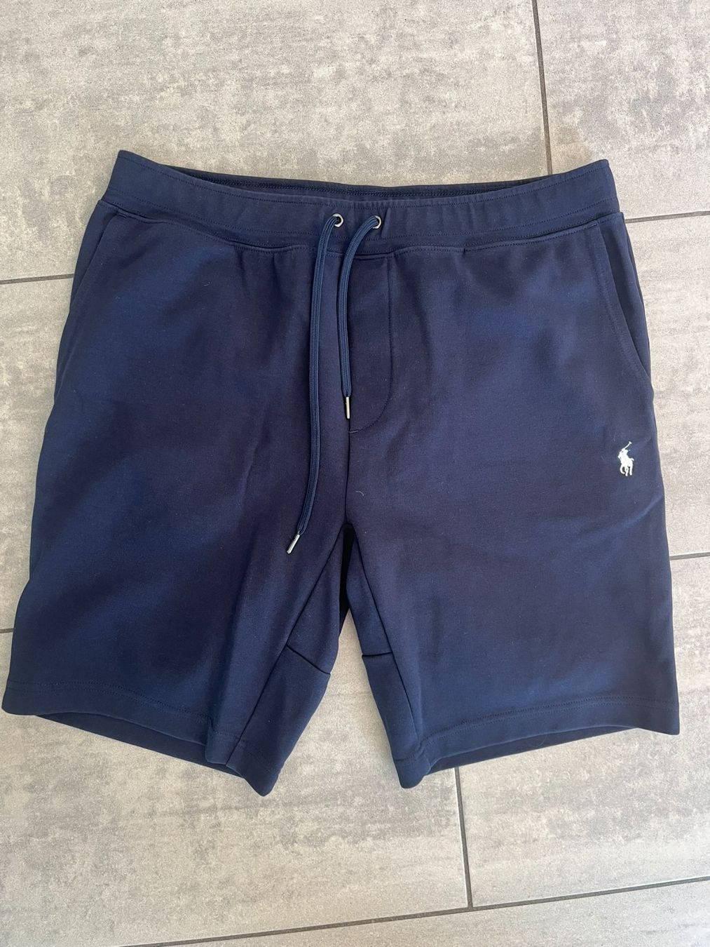 Ralph Lauren Hosen: POLO Trainerhose kurz Dunkelblau – Gebraucht aus Otelfingen von Denis_ZH