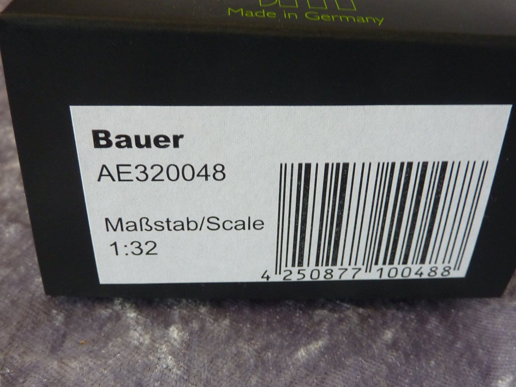 Modellini d'auto: Figur Bauer 1:32 – Nuovo (secondo la descrizione) da Dürrenäsch venduto da modellautos4you 4