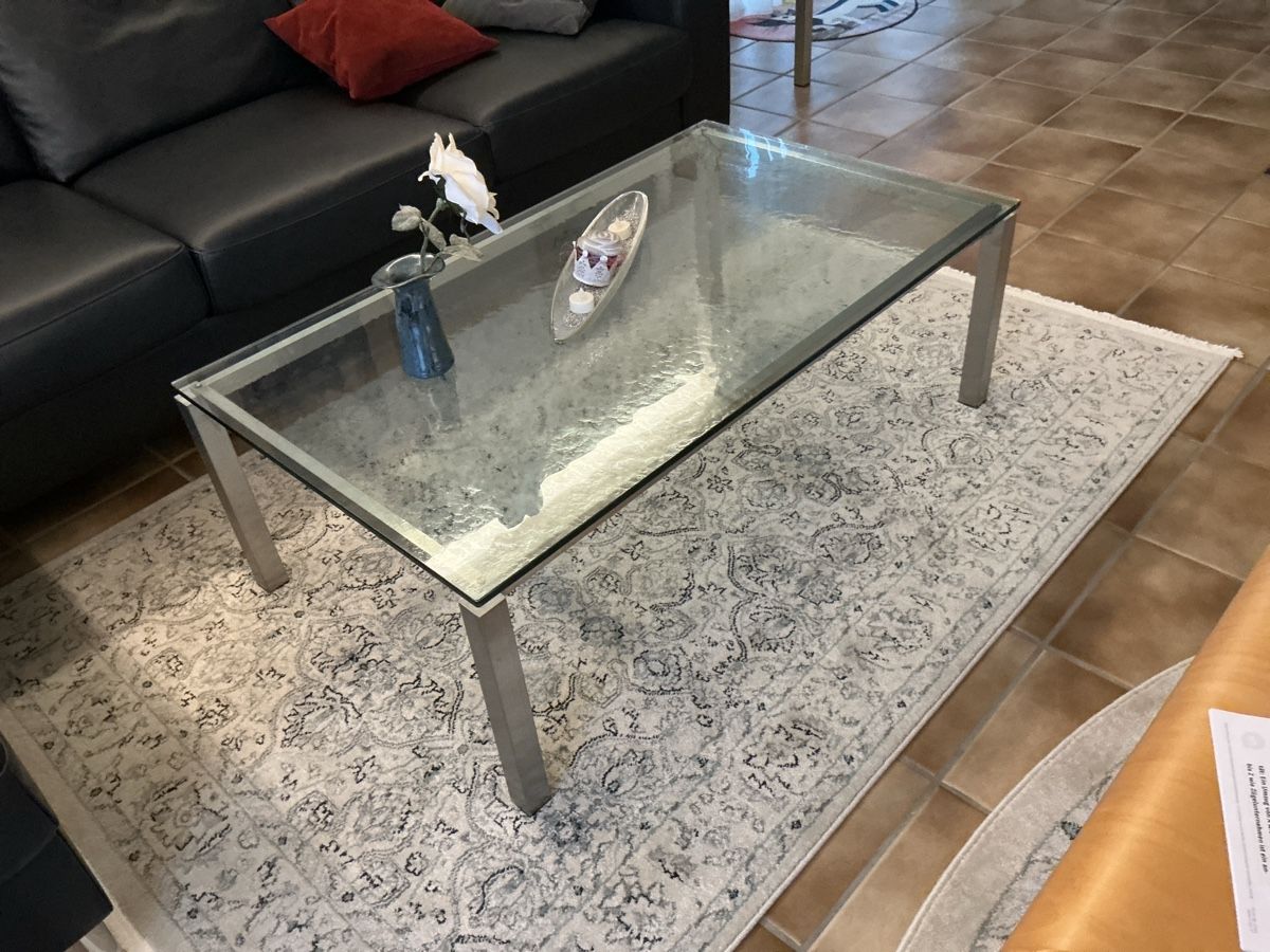 Tische: Glas-Salontisch – Gebraucht aus Birmenstorf AG von hei_qrm5