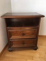 Kleine Kommode / Nachttisch aus Holz