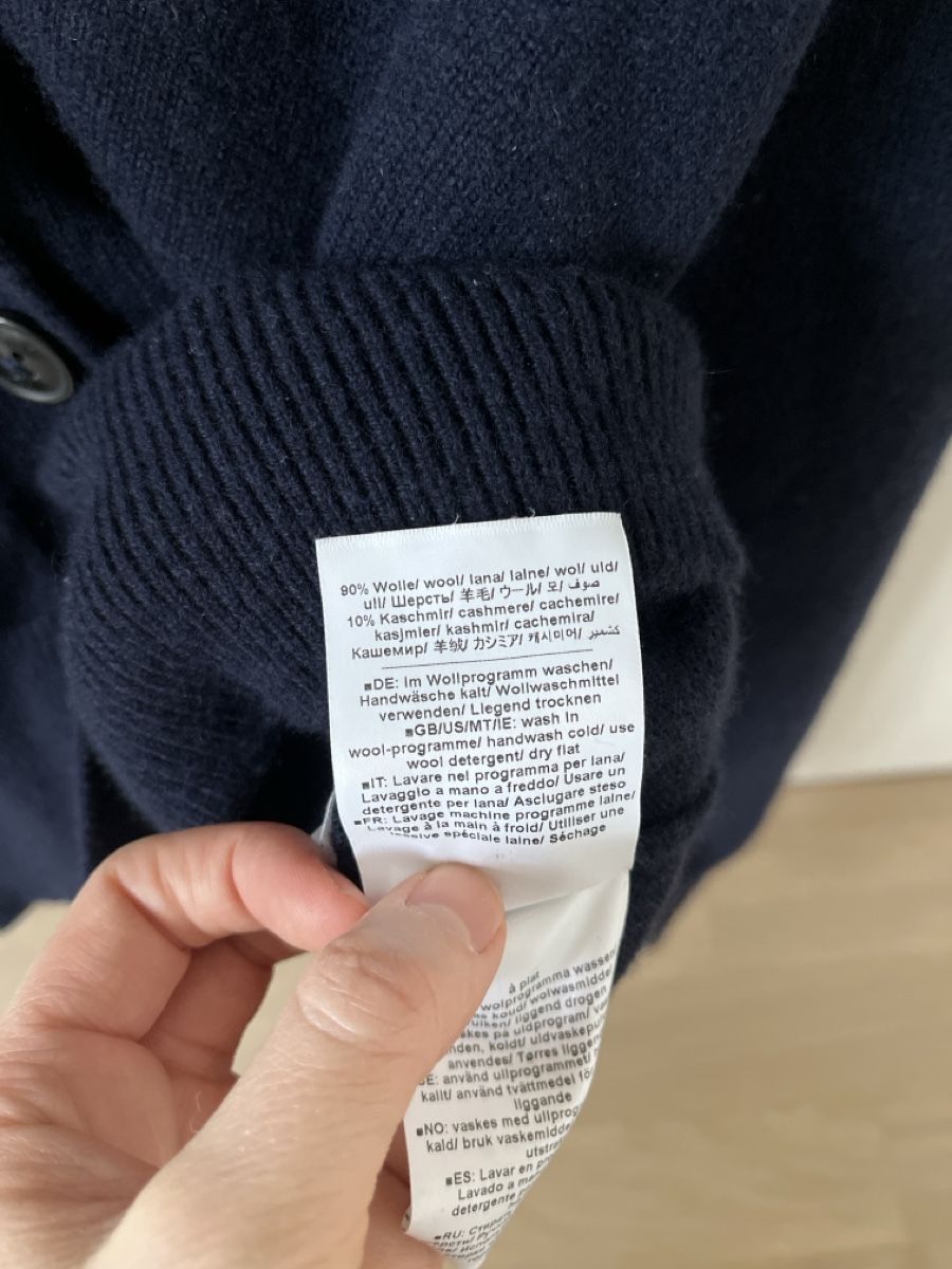 Closed Pullover & Sweatshirts: Closed Cardigan Pullover – Gebraucht aus Cham von sbr_7cmv 5