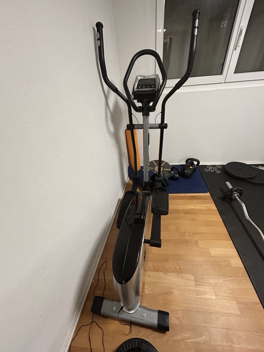 Hometrainer: Crosstrainer Christopeit CX 7 – Usato da Dietlikon venduto da pianita 1