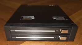 Boîtier Double Disque Dur SATA 2.5" - Neuf