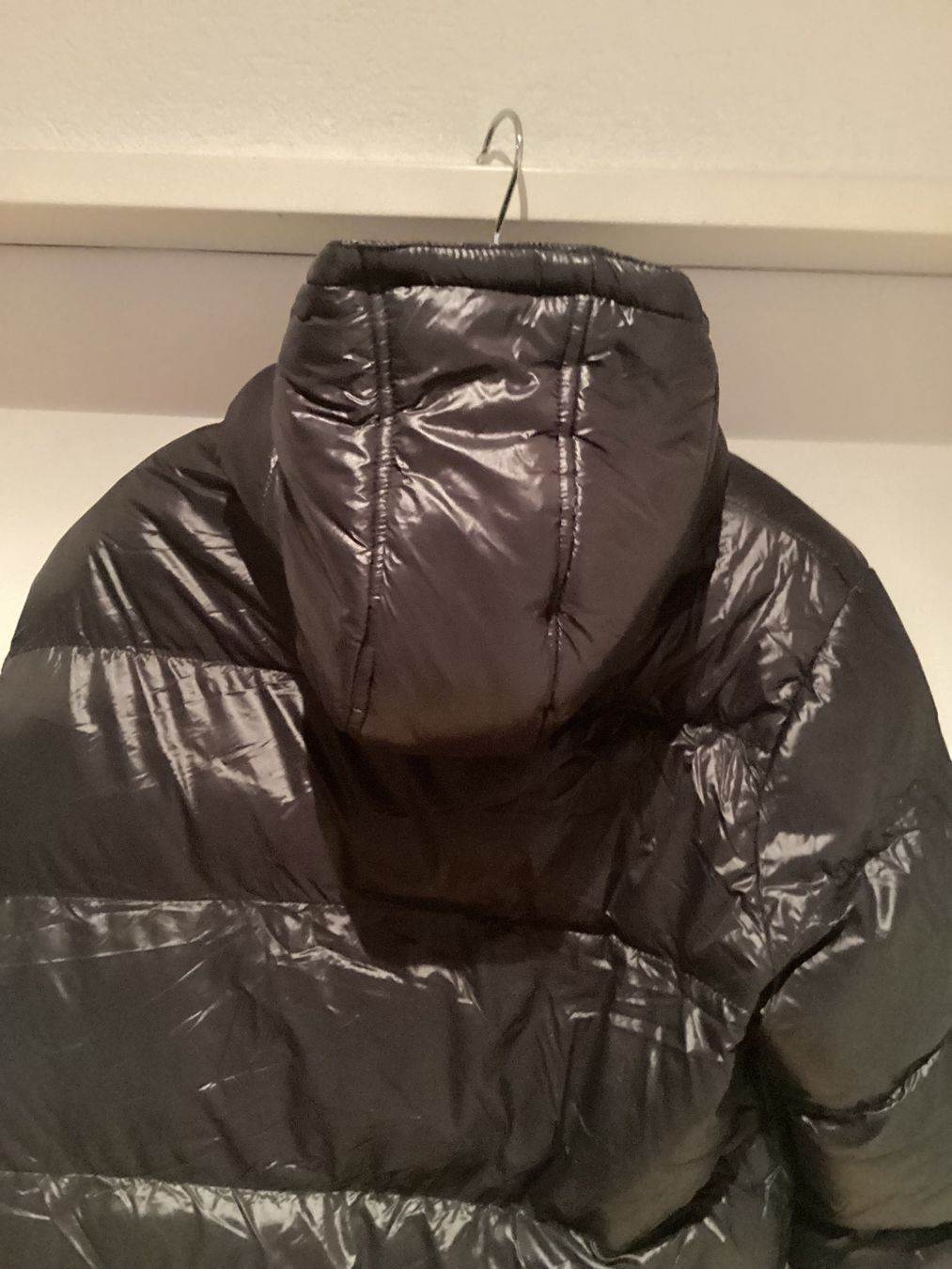Jacken: Schwarze Puffer Winter Jacke Gr L Glänzend – Gebraucht aus Schleitheim von Pi3.14 3
