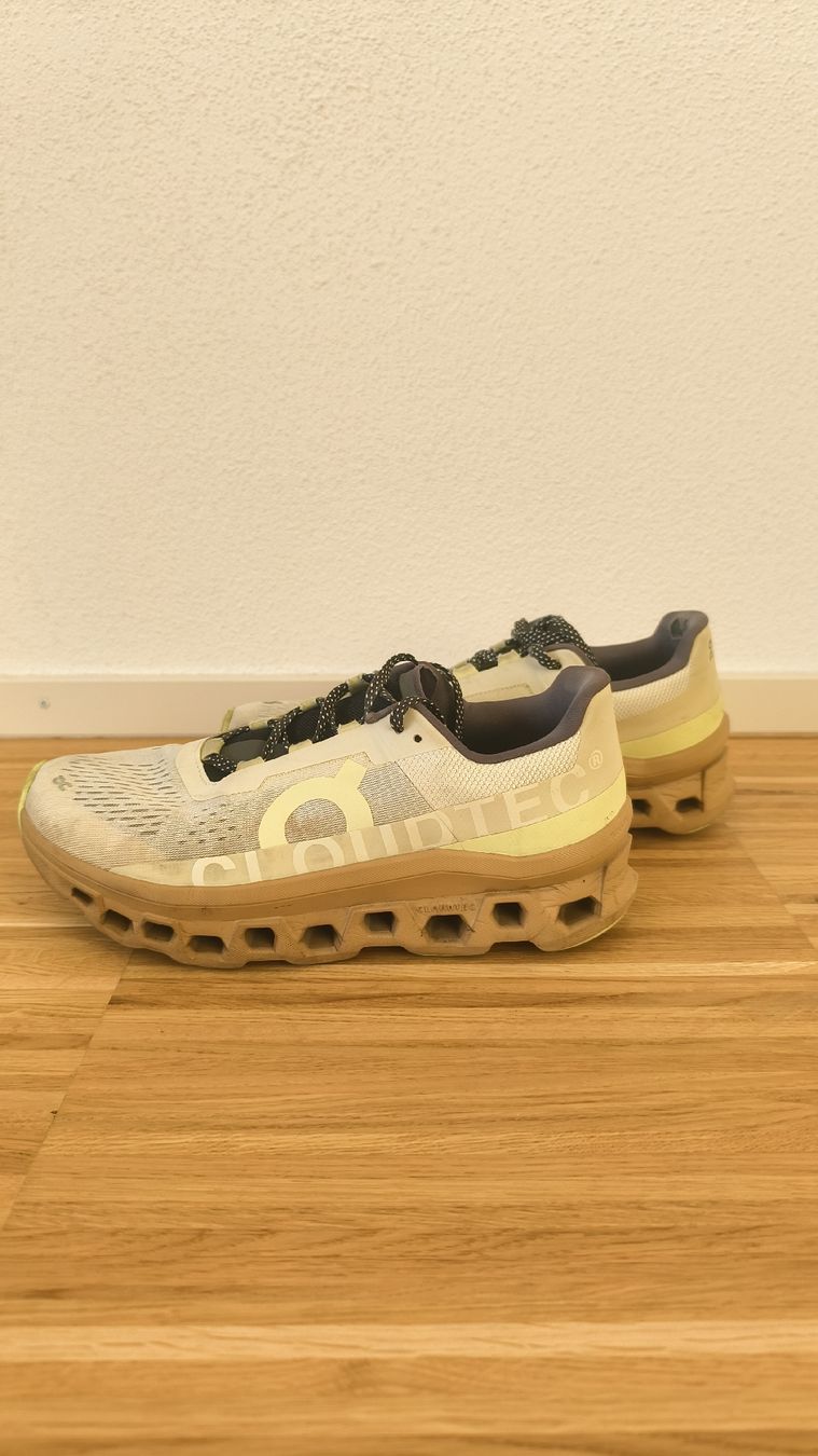 Scarpe da uomo: On Running Cloudmonster trainers  - well used - bargain! – Usato da Erlenbach ZH venduto da rem_p5dd 2