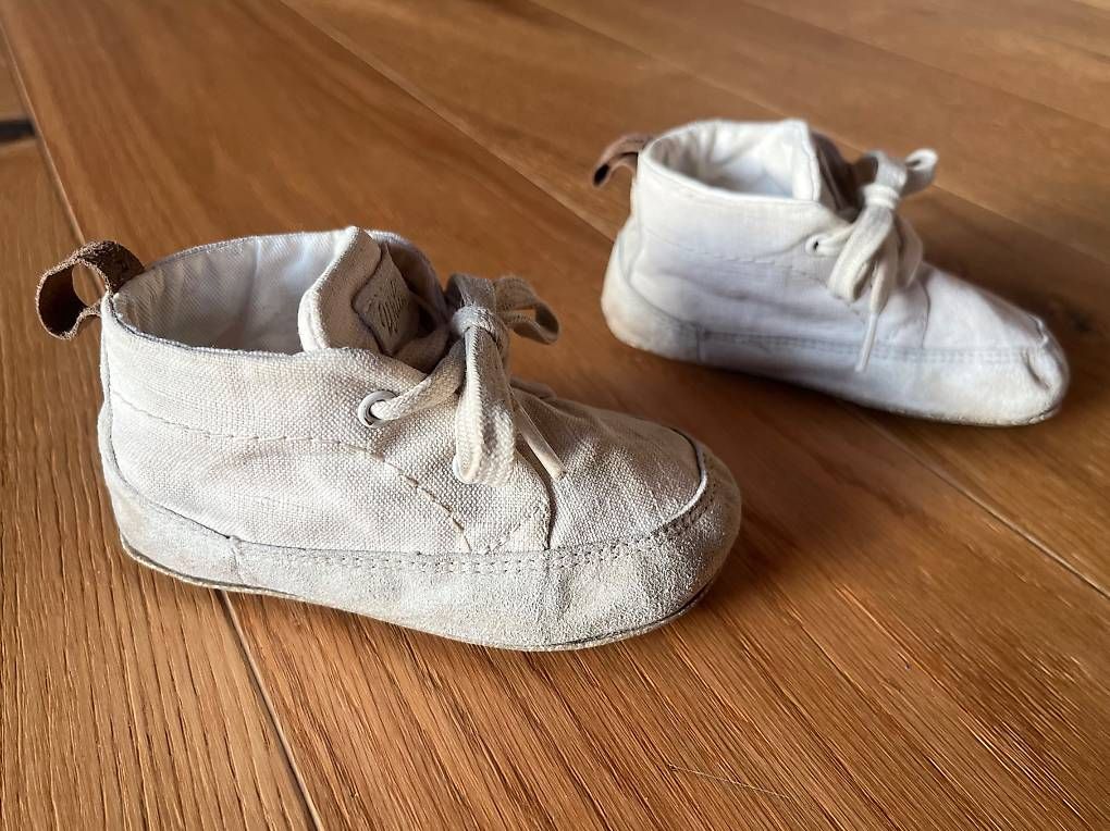 Wildling Scarpe per ragazzi: Wildling Barfussschuhe Grösse 19 – Usato da Baltschieder venduto da muuuu 1