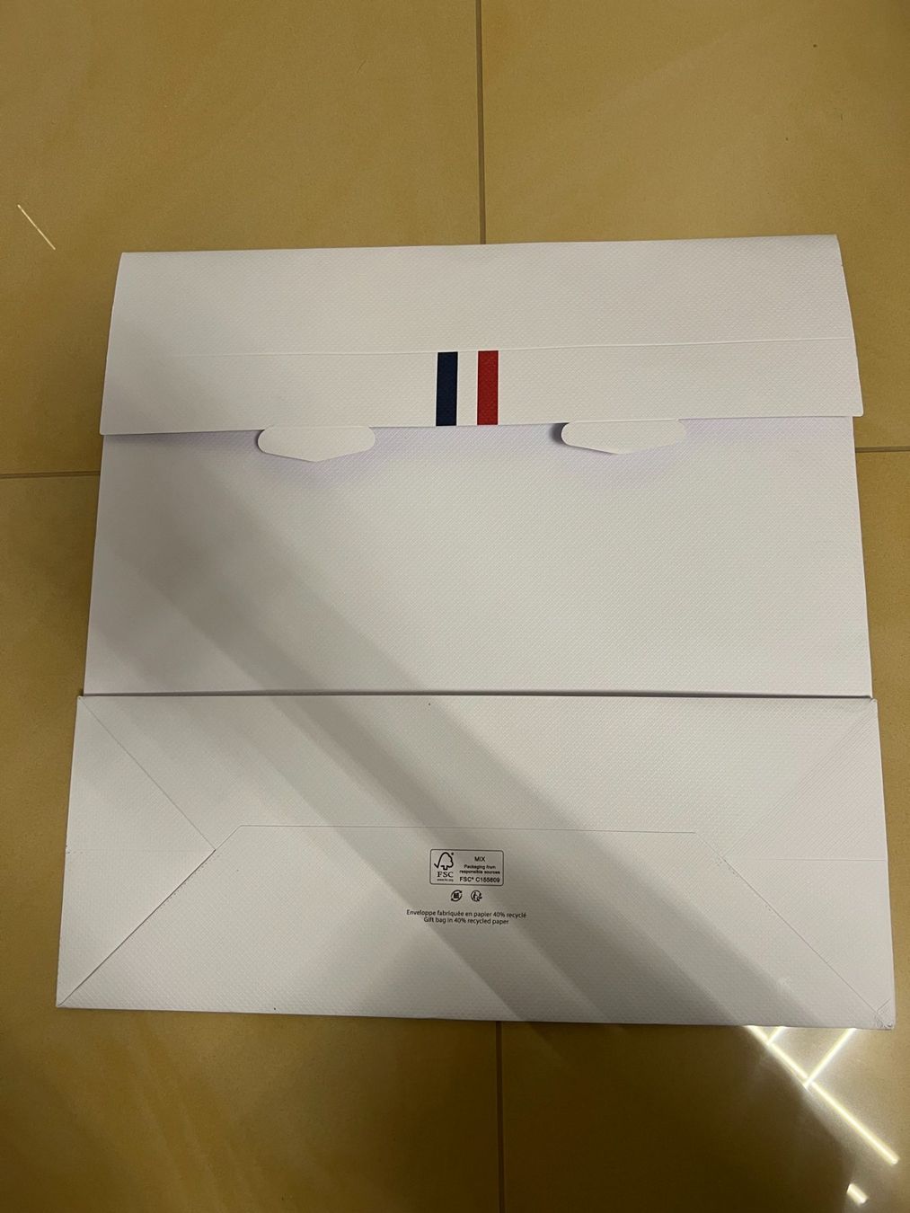 Casse di trasporto: Lacoste Verpackungsmaterial – Nuovo (secondo la descrizione) da Neuenegg venduto da bra_55gz 3