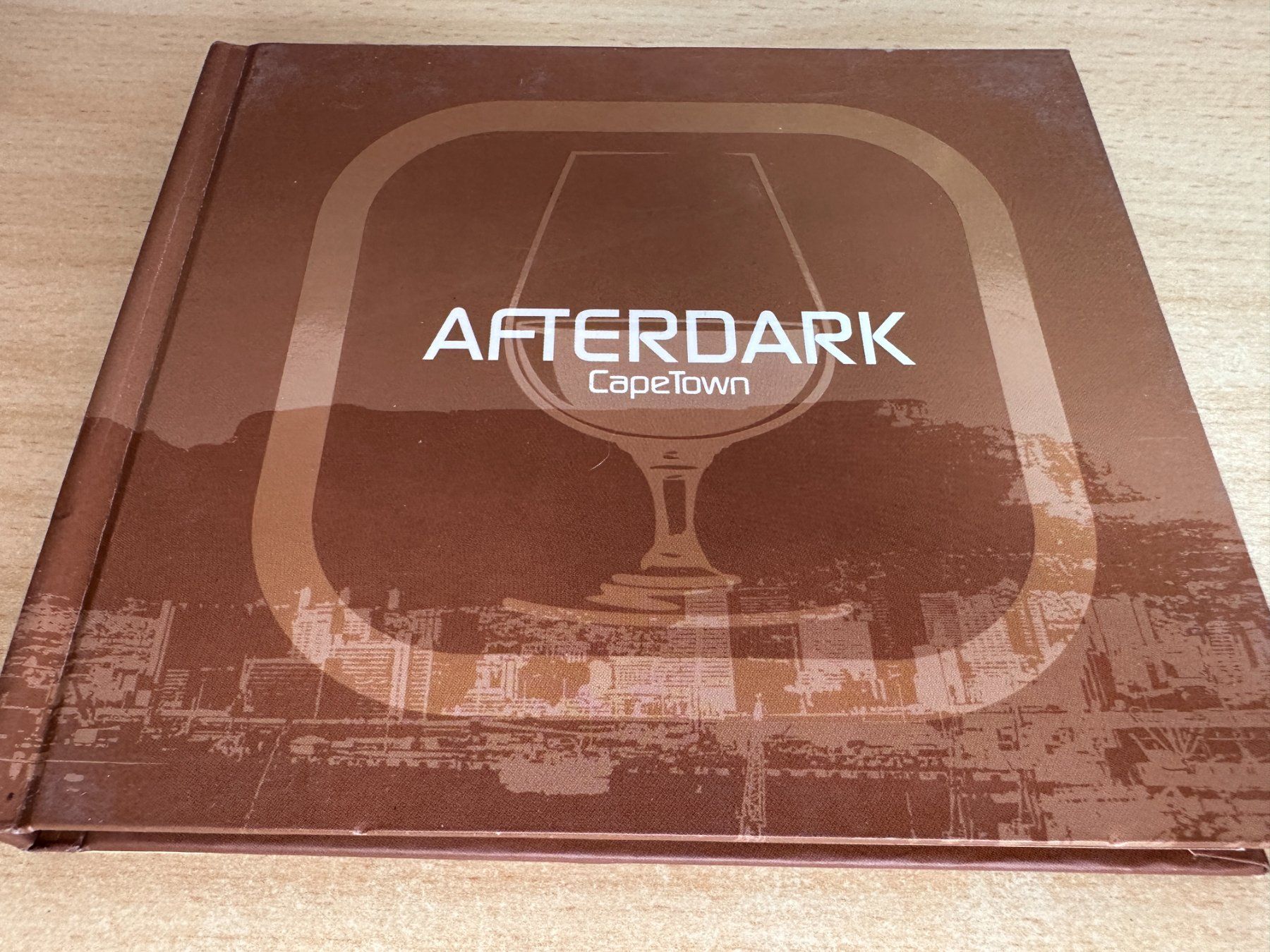 CD: Various – Afterdark - Cape Town – Usato da Rikon im Tösstal venduto da Alpenmutz