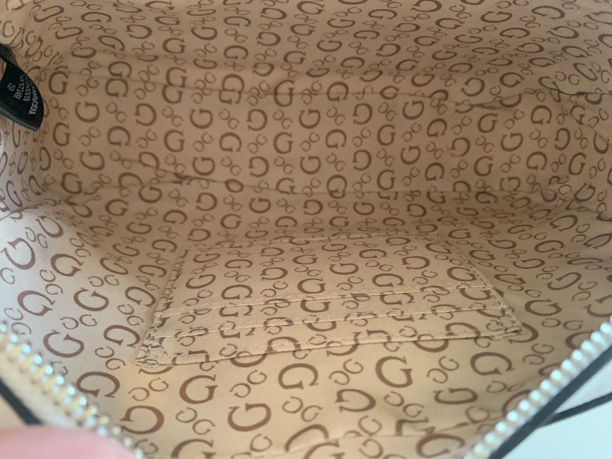 Guess Borse da donna: Neuf GUESS Crossbody bag – Nuovo (secondo la descrizione) da La Chaux-de-Fonds venduto da aeroame 6