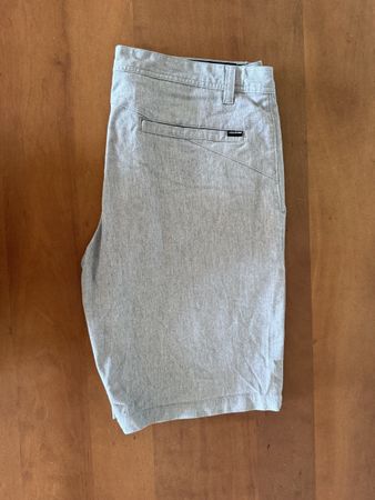 Volcom Frickin Modern Stretch Shorts Gr. 36 Grey