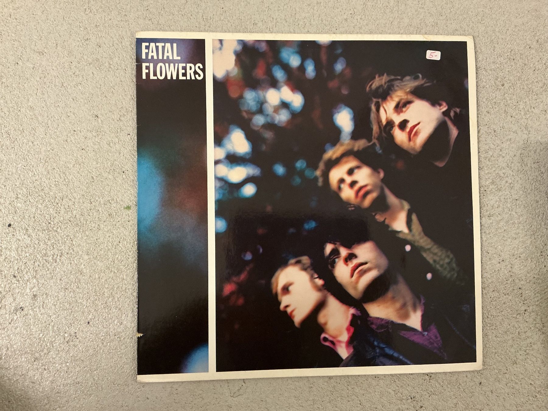 Vinyles: Fatal Flowers LP - Younger Days – D'occasion à Winterthur par Tumko-Vinyl