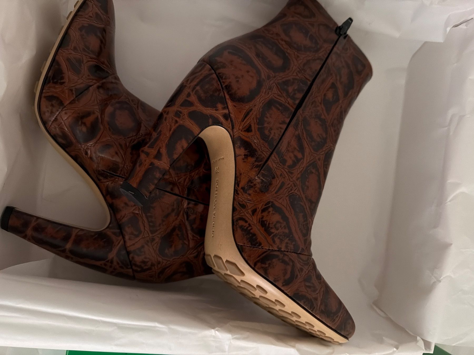 Bottega Veneta Scarpe da donna: Bottega Veneta boots – Nuovo (secondo la descrizione) da Zürich venduto da bel_qg6g 2