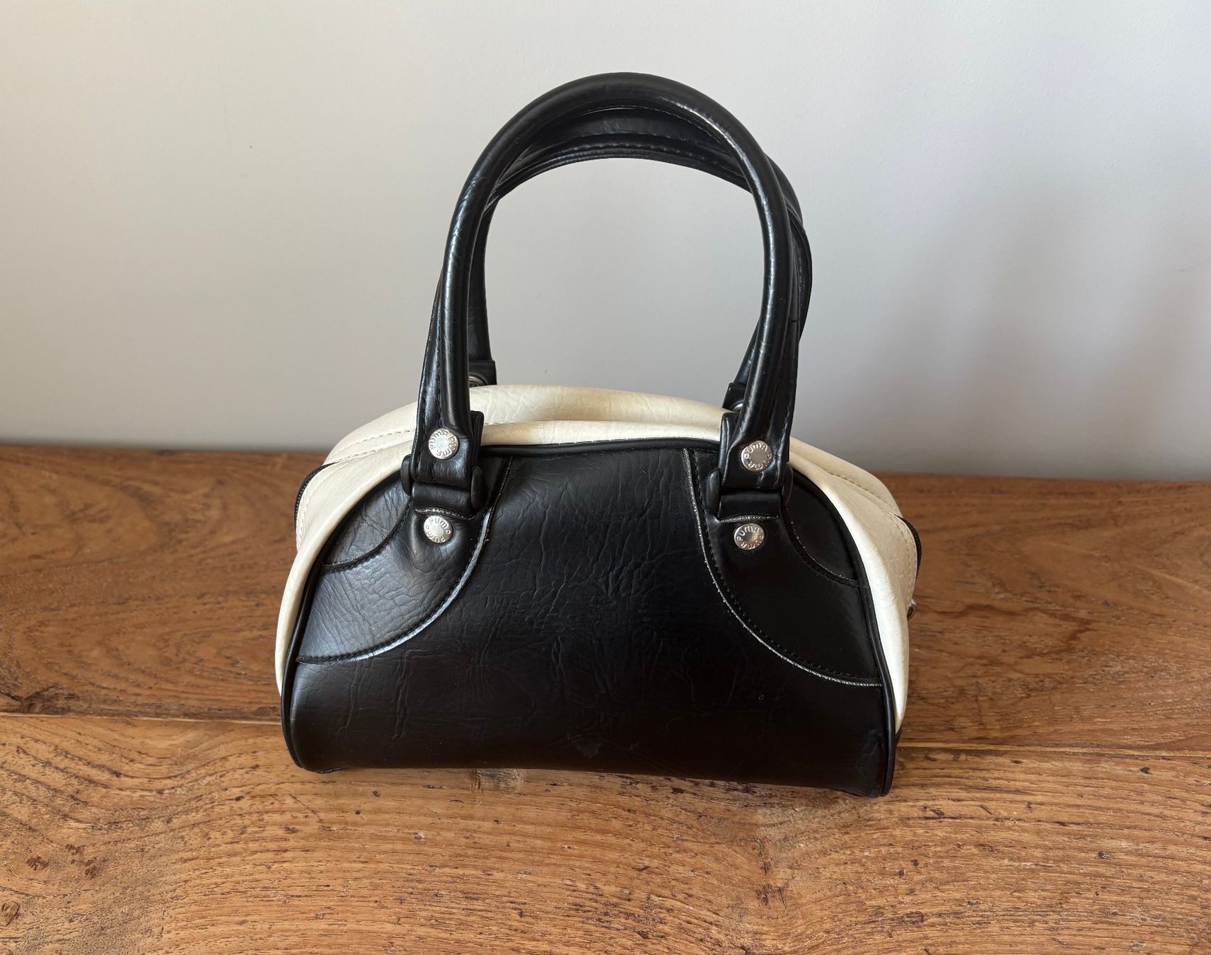 Puma Taschen für Damen: Sac à main PUMA noir et blanc petit format – Neu (gemäss Beschreibung) aus Grancy von ros_p5tq 1