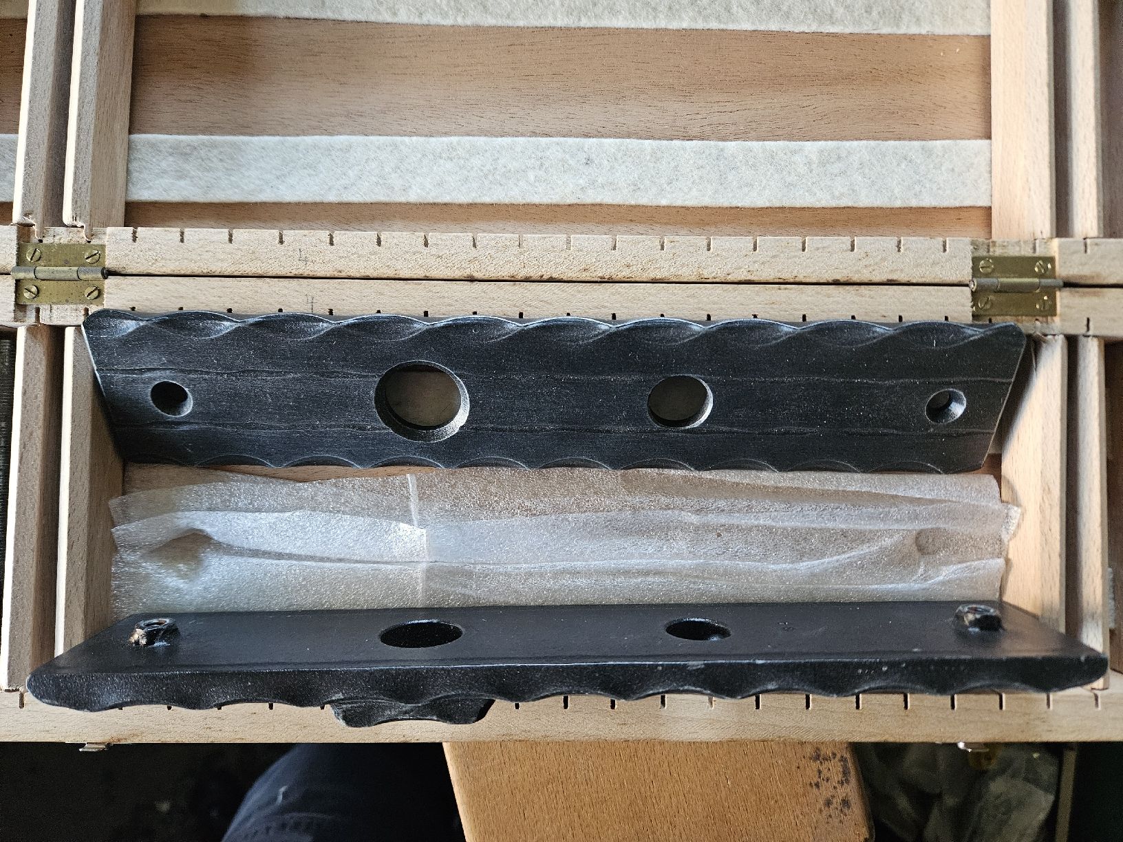 Wände & Decken: Tür-Montageplatte mit Holzkofer! – Neu (gemäss Beschreibung) aus Oberburg von znas 2