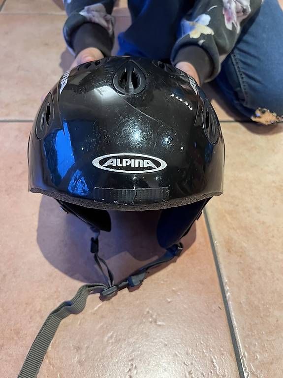 Caschi: Skihelm Alpina 54-57cm – Usato da Schmitten FR venduto da FAJost 2