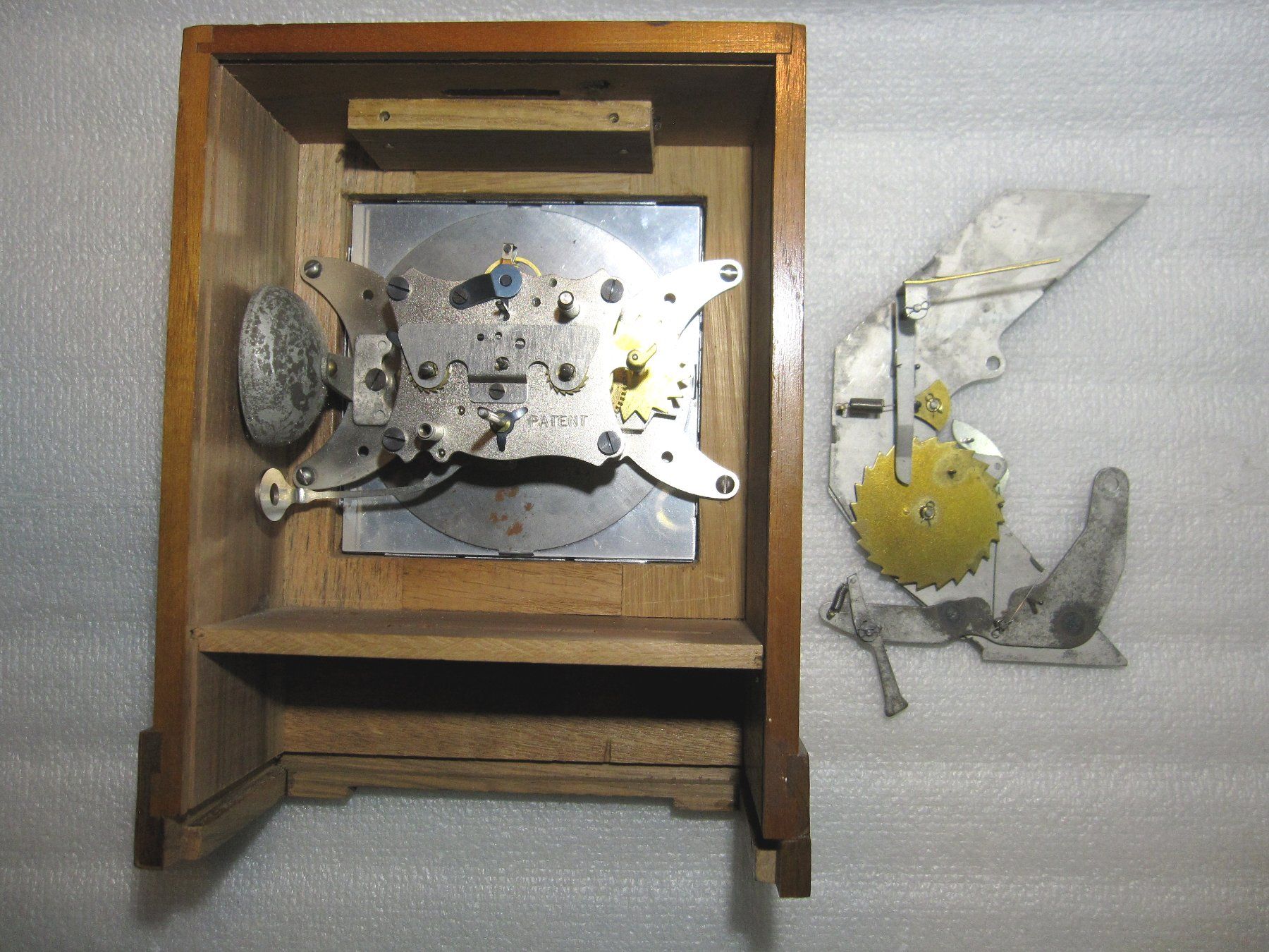 Zenith Orologi: Zenith Spar Wecker, Art Deco, ca. 1930 / 40 – Usato da Niederhelfenschwil venduto da snake9527 6
