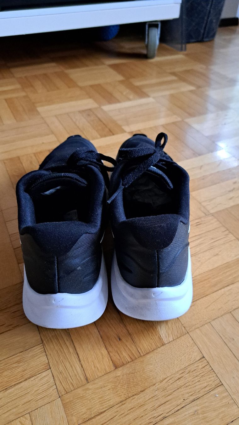 Scarpe da uomo: Nike Turnschuhe Gr. 39 – Usato da Brunnen venduto da Yjoe 2