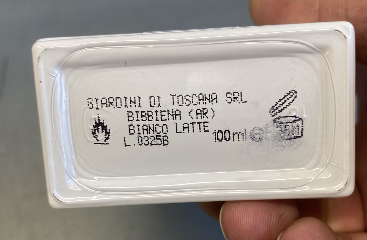 Profumi & Eau de Toilette: Giardini di Toscana Bianco Latte  – Usato da Corseaux venduto da atchoum66 3