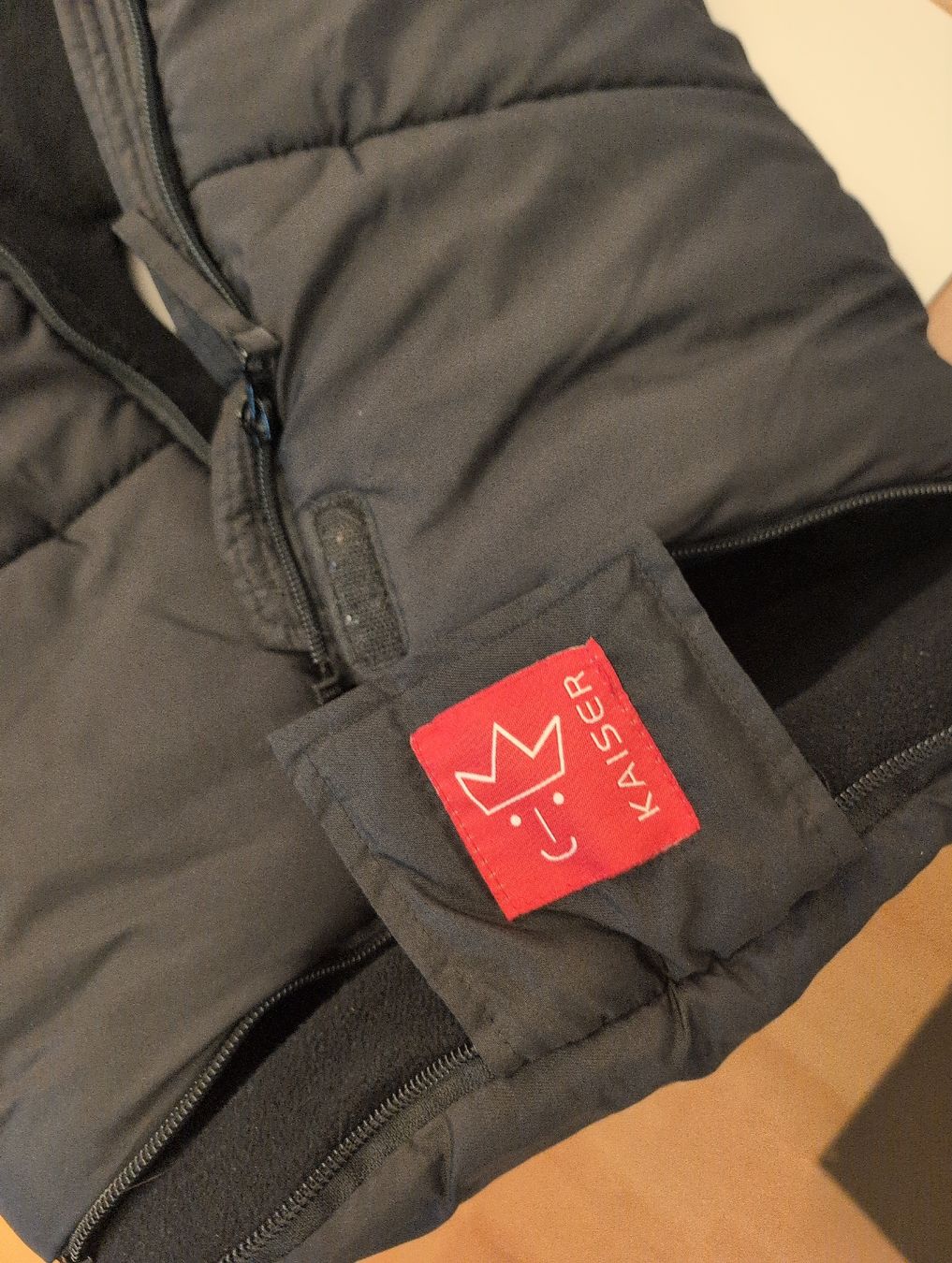 Kaiser Sacchi a pelo: Winterfußsack - Black – Nuovo (secondo la descrizione) da Nussbaumen AG venduto da jcg_7vh8 3