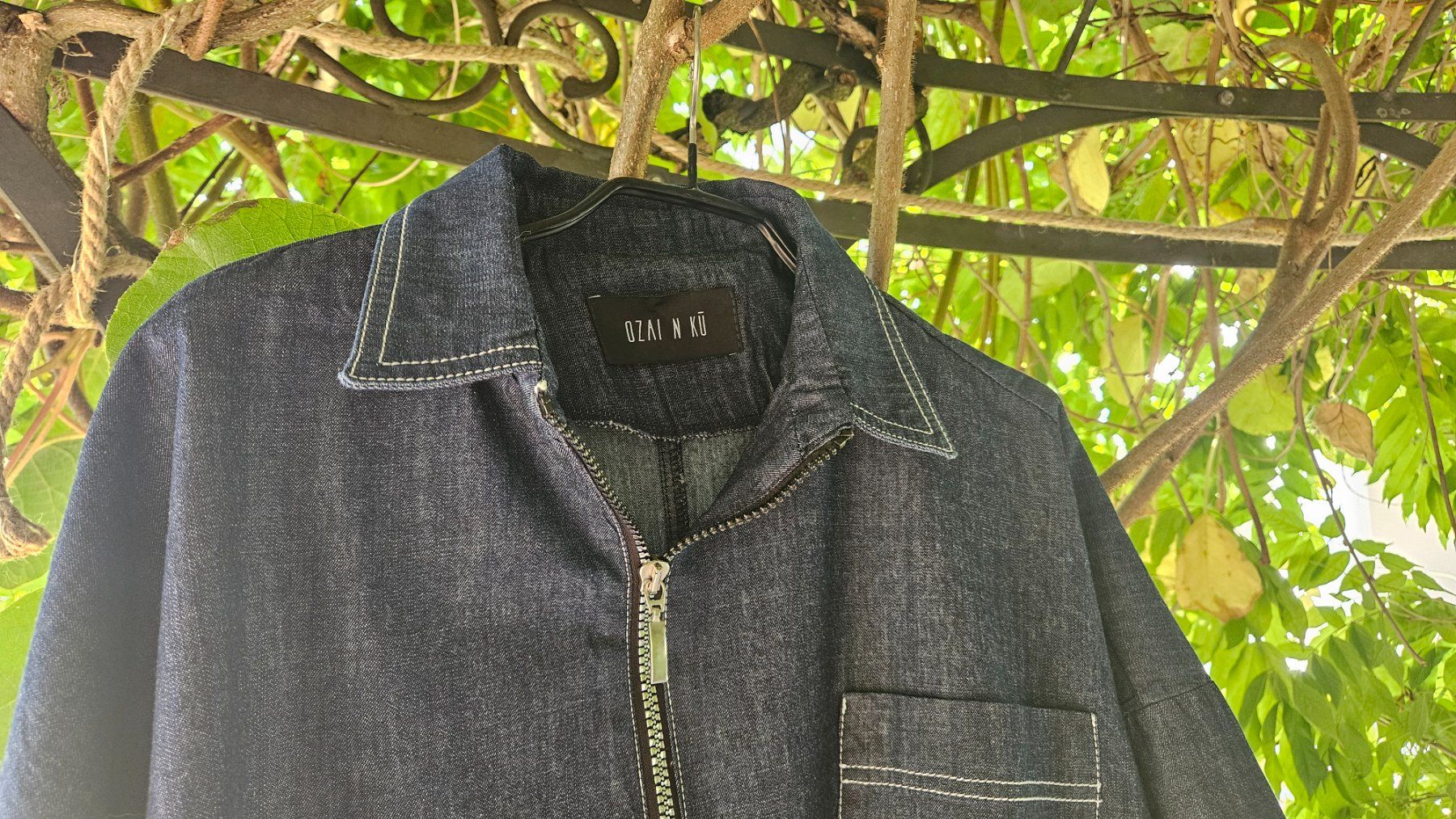 Camicette: Jeansbluse Ozai n kü – Nuovo (secondo la descrizione) da Boniswil venduto da insideBoutique 2