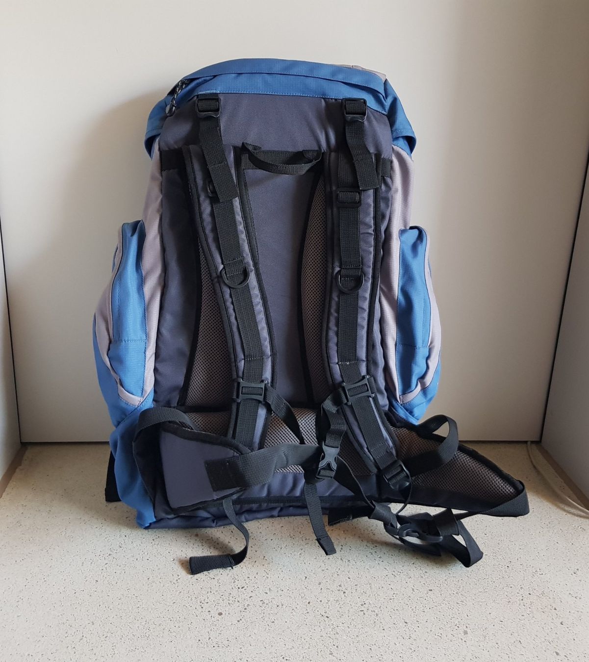 Trevolution Zaini: Trevolution Dakota 55 Trekkingrucksack – Usato da Basel venduto da Birs868 5