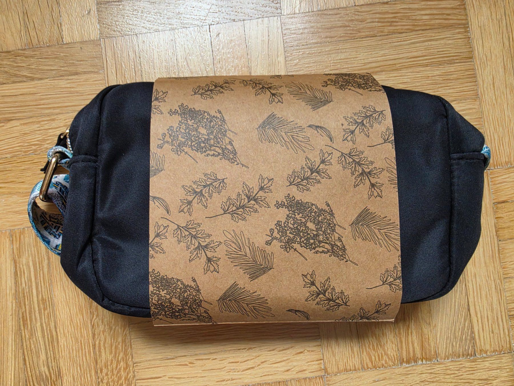 Morgan Borse da donna: Umhängetasche Morgan (neu) – Nuovo e nell'imballaggio originale da Stäfa venduto da flamingo_17 5