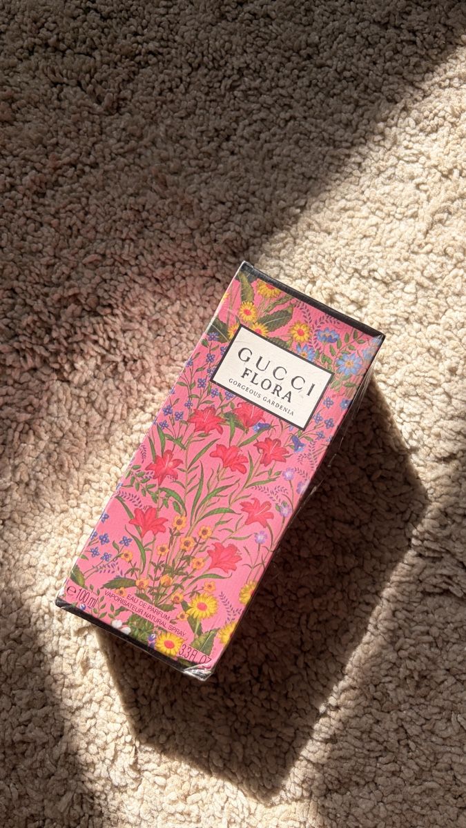 Gucci Profumi & Eau de Toilette: Gucci Flora Parfum ab CHF 1 – Nuovo e nell'imballaggio originale da bonstetten venduto da Morellee