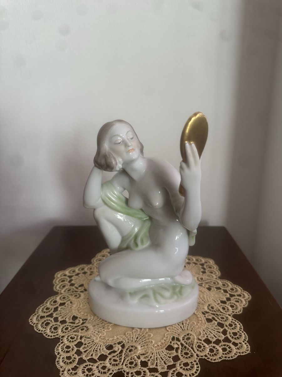 Herend Statuette: Herend Art-Deco Porzellanfigur – Usato da Herbriggen venduto da Sehrazade