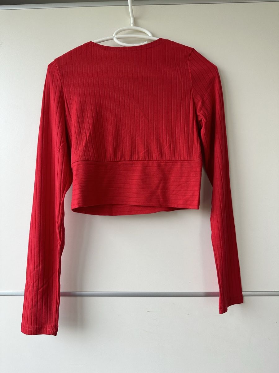 Shein Top: rotes Crop Top – Usato da Romanshorn venduto da ila_2nzf 1