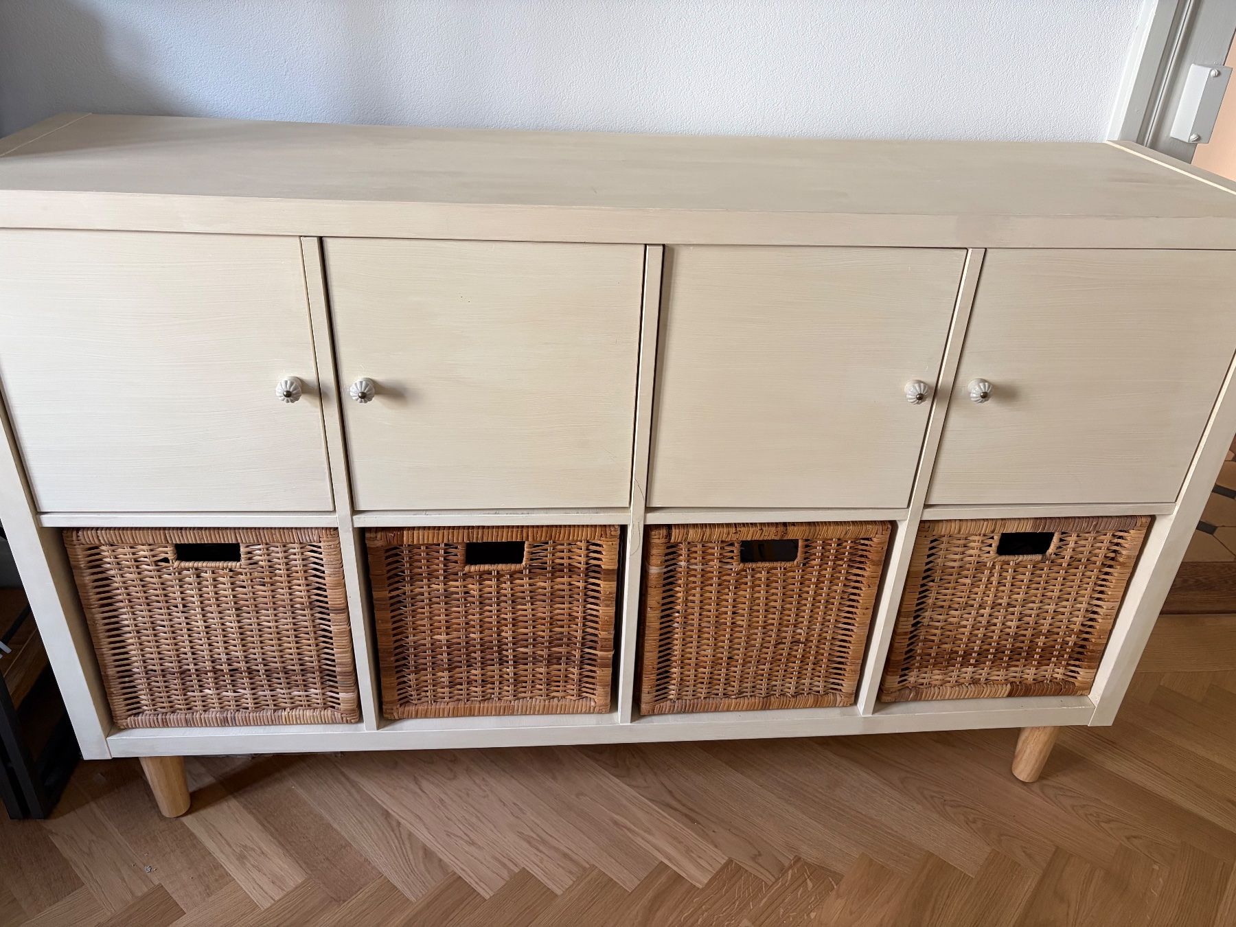 Ikea Regale: Ikea Kallax Shabby Chic Creme – Gebraucht aus Bern von ron_l6jq 1