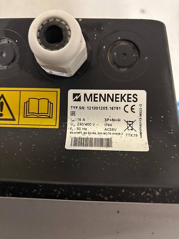 Chargeurs de batterie: MENNEKES Ladestation – D'occasion à Ruswil par marbe01 1