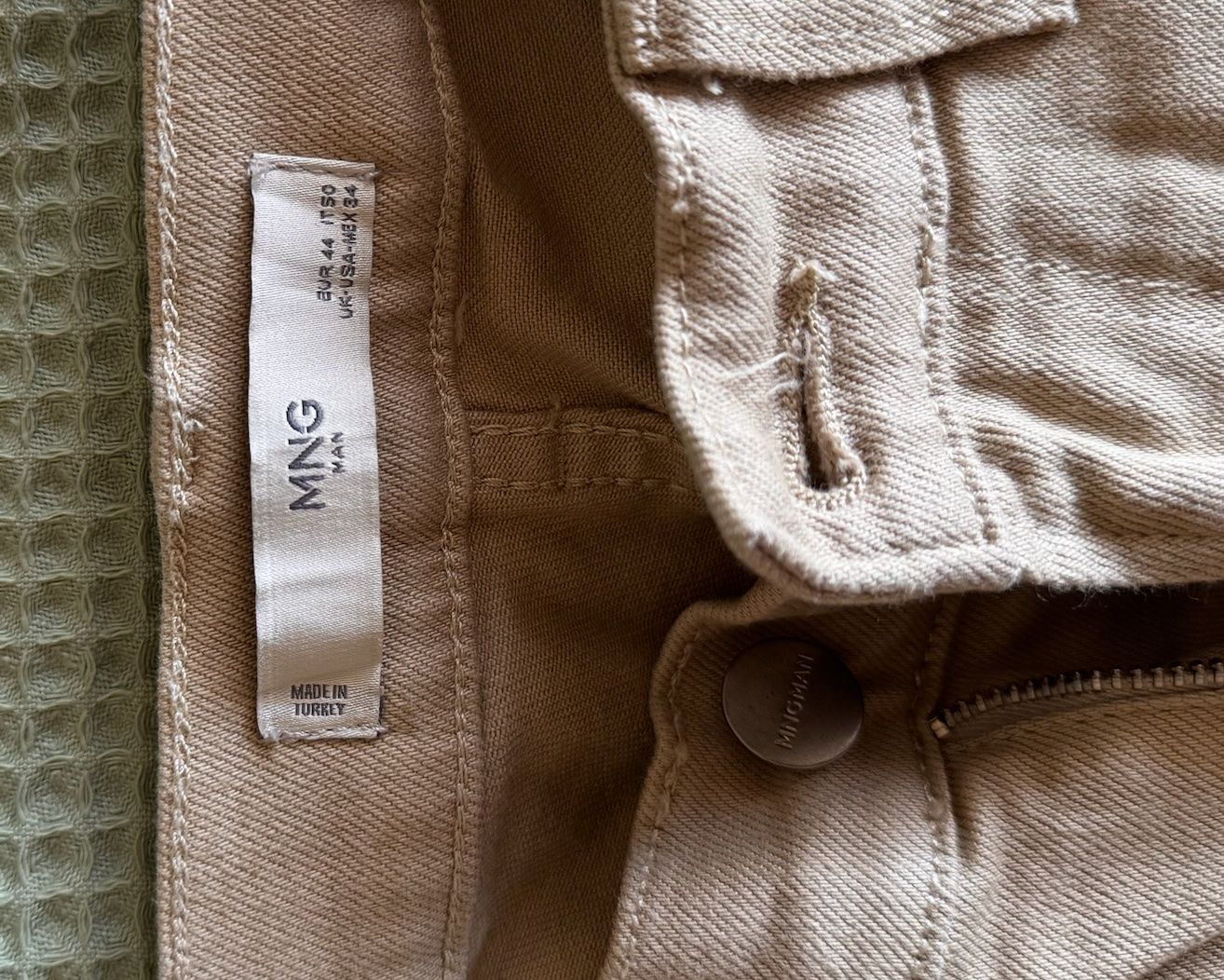 Mango Jeans: Mango Jeans  44 – Usato da Zürich venduto da mat_n78x 1