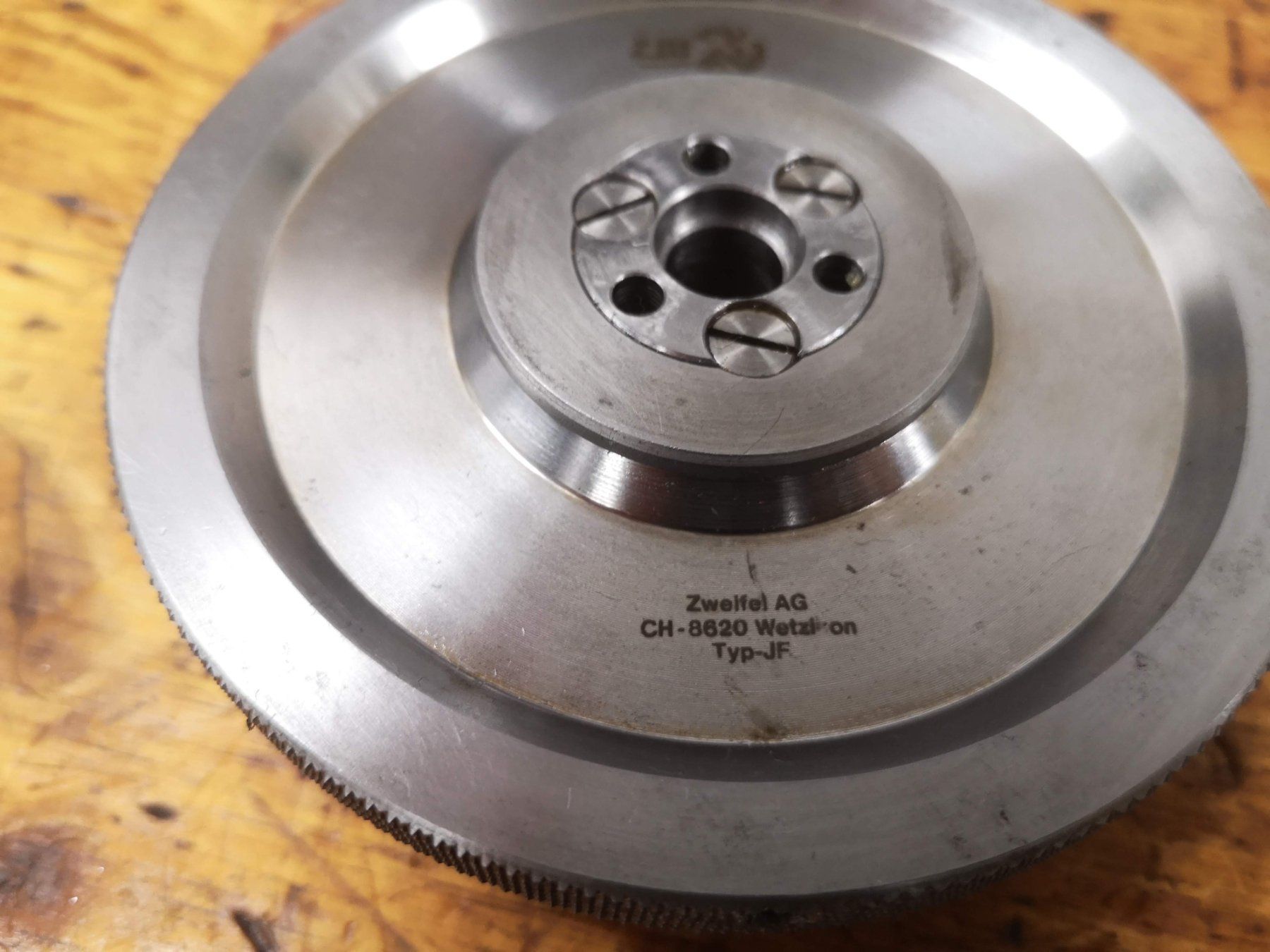 Reishauer Tutti gli attrezzi: Schnellspannfutter JF mit 8 Backen MK3 – Usato da Sax venduto da endsim 7