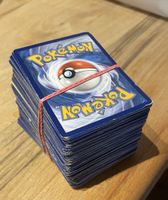 Pokemon Sammelkarten Stapel gemischter Zustand gebraucht