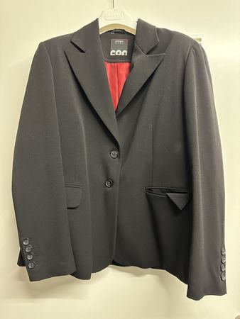 Blazer schwarz Grösse 50 mit Elasthan neuwertig.