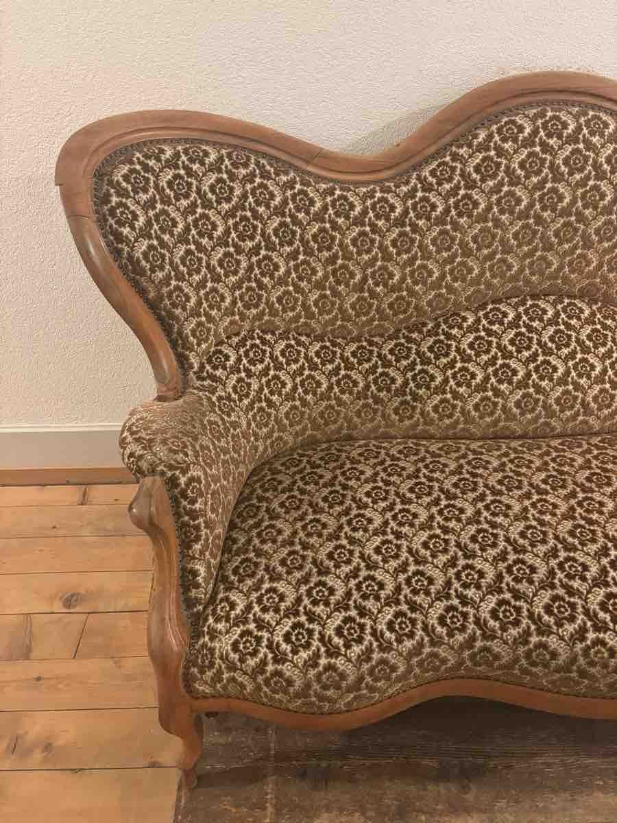 Divani: Antikes Sofa aus Holz mit Stoffbezug – Usato da Muri AG venduto da simu_98 4