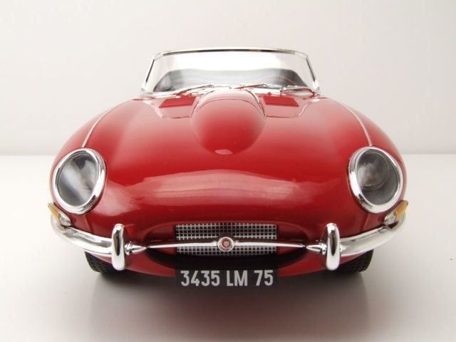 Jaguar Modellini d'auto: Jaguar E-Type Cabrio im Massstab 1:12 – Nuovo e nell'imballaggio originale da Erlenbach im Simmental venduto da Model_box 2