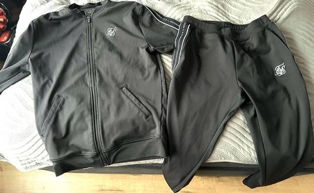 SIKSILK Grösse S/M BomberJacke Joggingshose