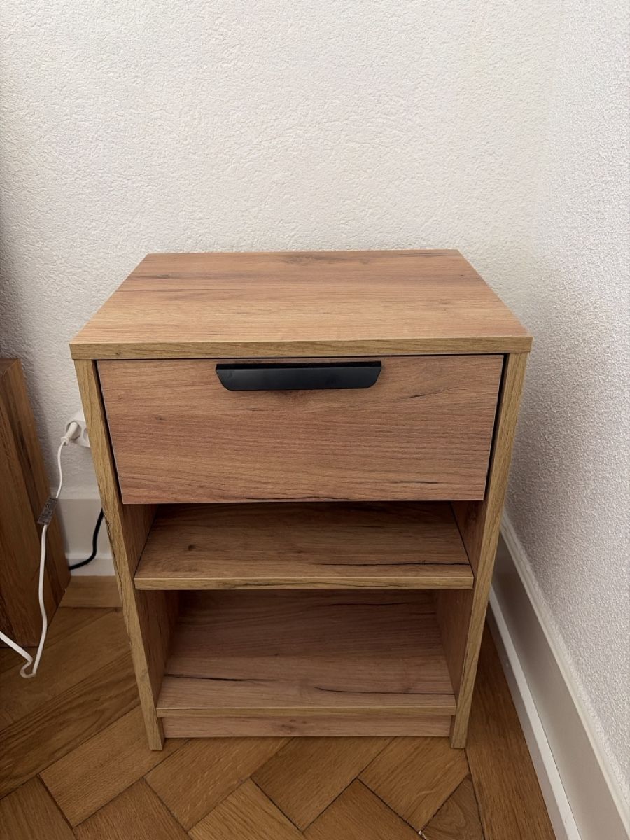 Comodini: Nachttisch Sonoma Eiche Optik mit Schublade gebraucht – Nuovo (secondo la descrizione) da Fribourg venduto da sch_wb9q 1