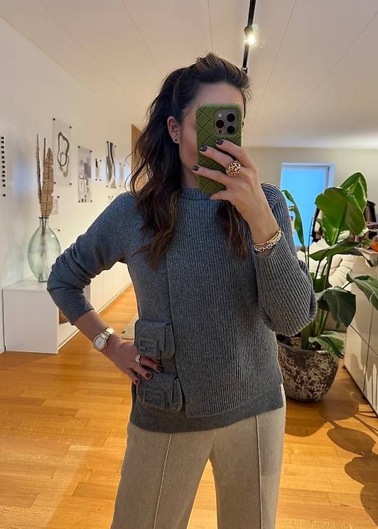 Fendi Maglioni & Felpe: FENDI PULLOVER BAGUETTE – Nuovo (secondo la descrizione) da Schwyz venduto da bofb 1