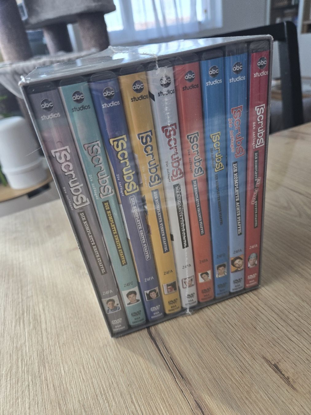 Tutti i DVDs: Scrubs, Série complète en DVD 9saisons – Nuovo e nell'imballaggio originale da Châtelaine venduto da Stuntmanbob0 1