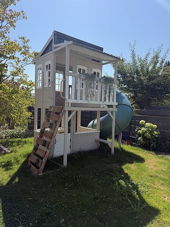 Casette per bambini: Spielturm mit wenig platzbedarf – Usato da Niederhasli venduto da des_f82m
