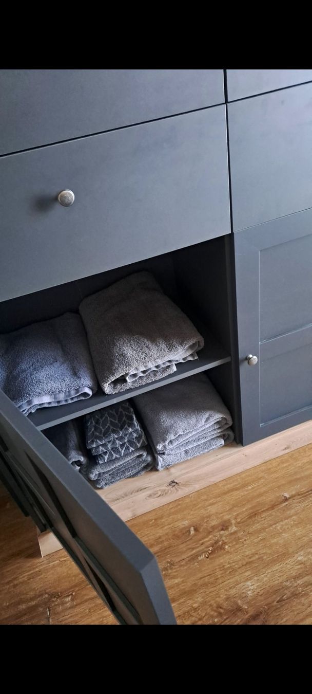 Kommoden: Schöne Kommode für Schlafzimmer oder Wohnzimmer – Gebraucht aus Teufenthal AG von Silbermond74 3