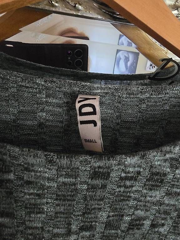 Vestiti: Schöbes, leichtes Strickkleid Gr. S – Usato da Reute AR venduto da Angelwungs 1