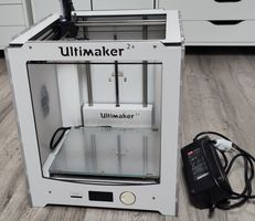 3D Drucker Ultimaker 2+ mit viel Zubehör und OVP