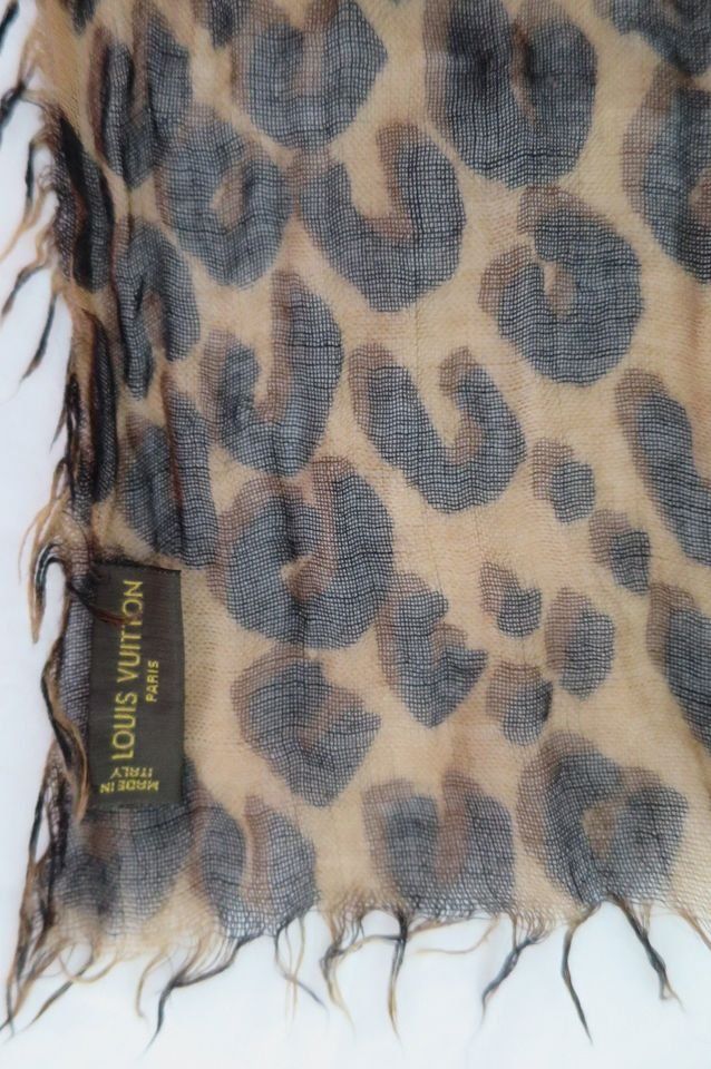 Louis Vuitton Foulards, Tücher & Schals: Louis Vuitton Sprouse Kaschmir Ohne Fehler  POST9.- – Gebraucht aus Bern von waves0 3