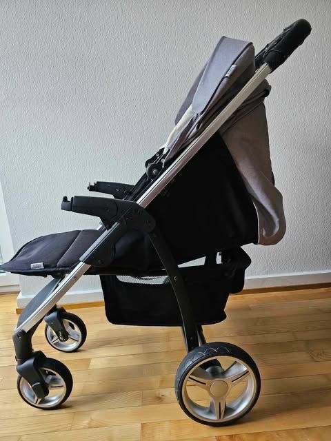 Carrozzine: Kinderwagen mit Organizer – Usato da Basel venduto da Anja_1981 2